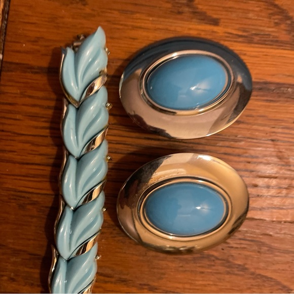 Vintage set of two clip on earrings and matching. Bracelet silver and blue - Picture 2 of 8